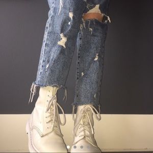 MONO DOC MARTENS all white dr martens